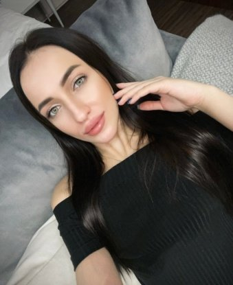 В Москве я осуществляю свои интимные фантазии и с большим удовольствием воплощаю в жизнь все твои мечты. В моем обаятельном обществе ты сможешь полностью расслабиться и забыть обо всем, наслаждаясь каждой минутой. У меня множество услуг, которые подарят тебе незабываемую сексуальную экстаз. Предлагаю эротический массаж, оральные ласки, классический и анальный секс, игры в ролевые сюжеты и многое другое. У меня есть отличные отзывы, которые гарантируют, что время, проведенное со мной, останется ярким воспоминанием. С нетерпением жду нашей встречи! 😘💋🔥 Тамара